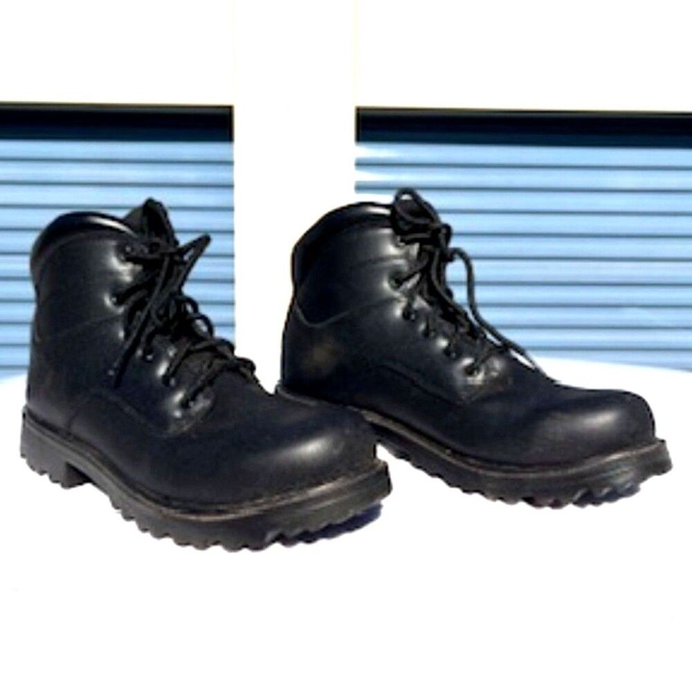 Combat Boots . Size: 11 . Utility Slip & Oil Resistant . Black Lace Up . Brahma